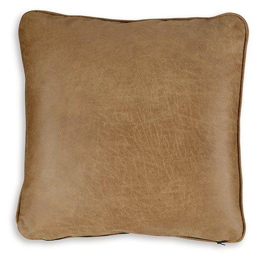 Cortnie Pillow - Holmwood's Furniture & Design Center (Somersworth, NH)