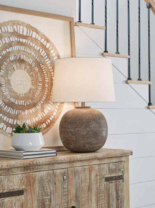 Neavesboro Lamp Set - Holmwood's Furniture & Design Center (Somersworth, NH)