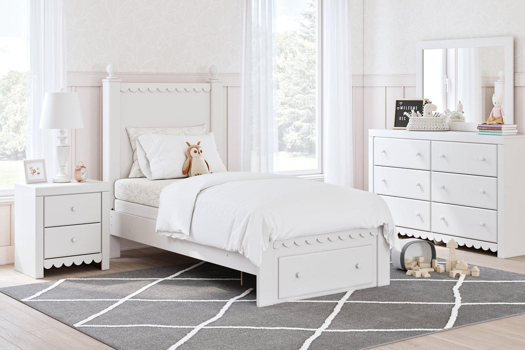 Mollviney Bedroom Set - Holmwood's Furniture & Design Center (Somersworth, NH)