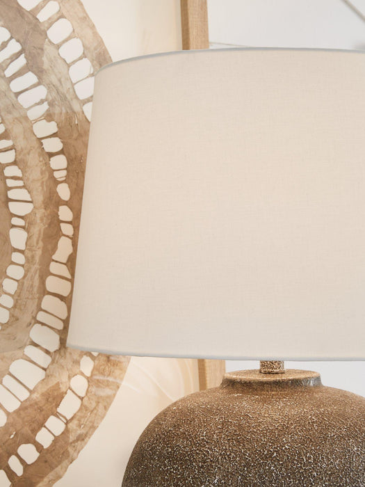 Neavesboro Lamp Set - Holmwood's Furniture & Design Center (Somersworth, NH)
