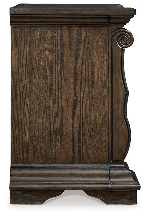 Maylee Bedroom Set - Holmwood's Furniture & Design Center (Somersworth, NH)