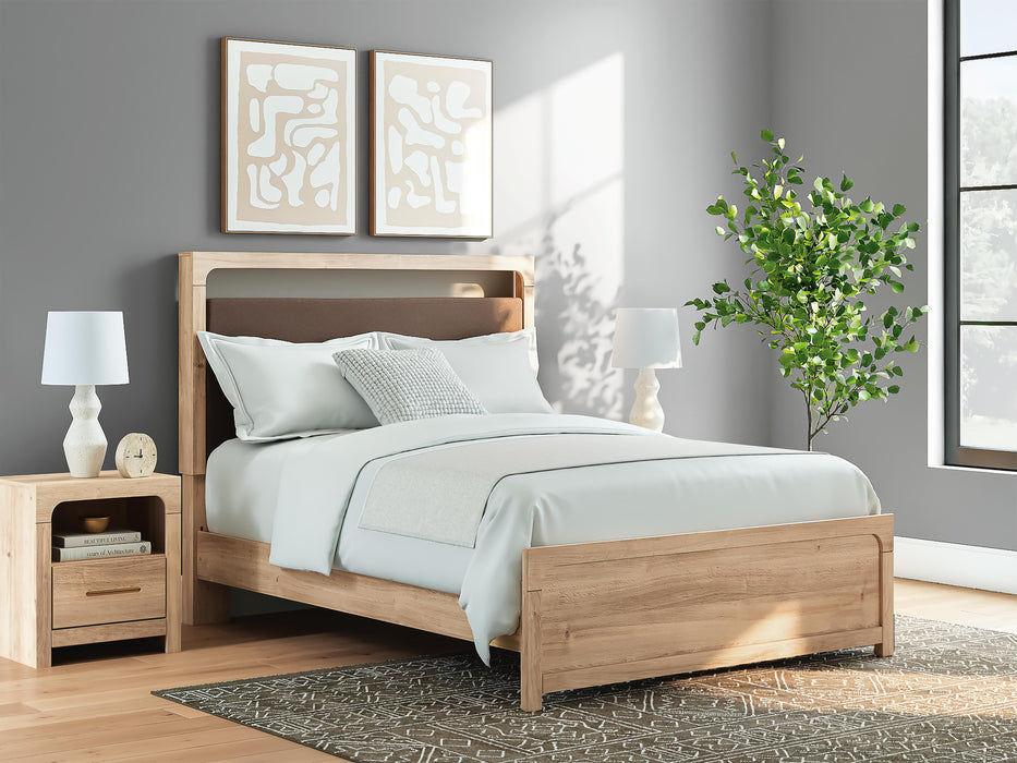 Kinlanni Bedroom Set - Holmwood's Furniture & Design Center (Somersworth, NH)