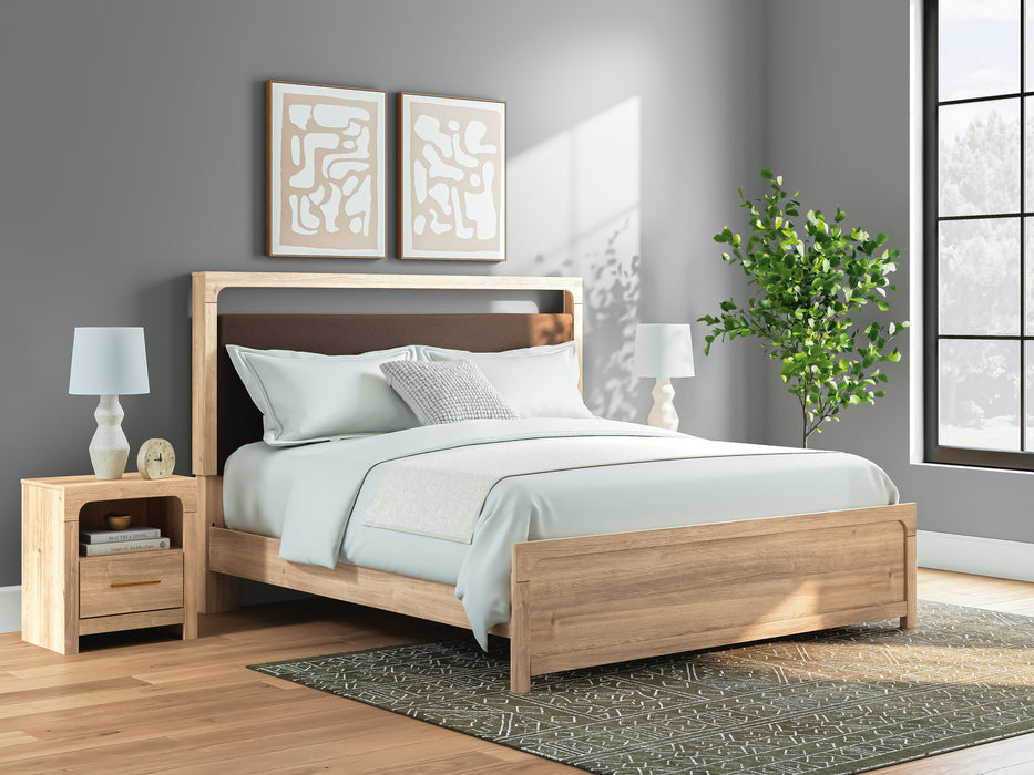 Kinlanni Bedroom Set - Holmwood's Furniture & Design Center (Somersworth, NH)
