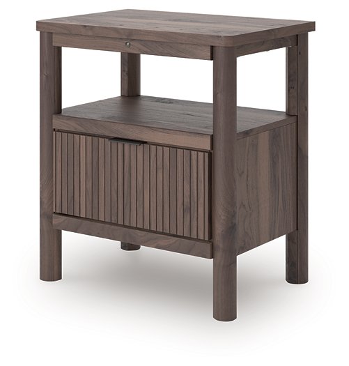 Pamytta Nightstand - Holmwood's Furniture & Design Center (Somersworth, NH)