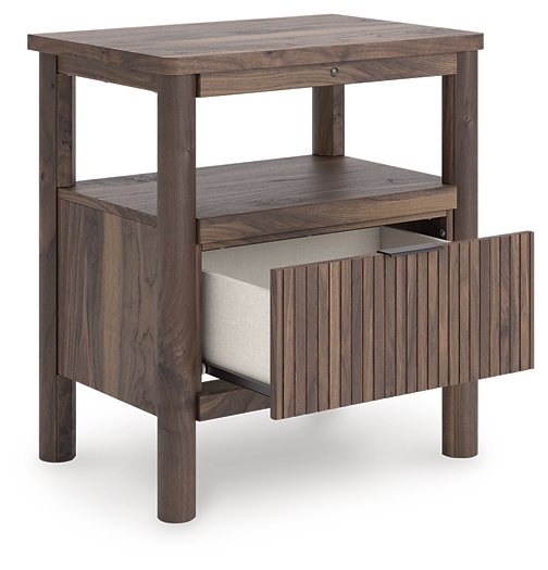 Pamytta Nightstand - Holmwood's Furniture & Design Center (Somersworth, NH)