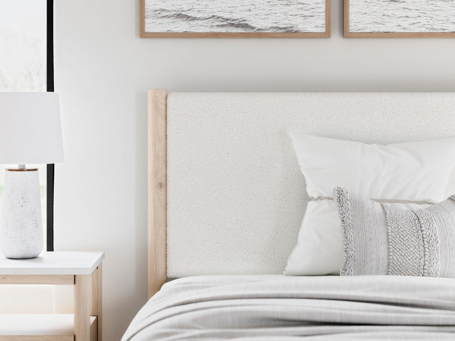 Cadmori Upholstered Bed - Holmwood's Furniture & Design Center (Somersworth, NH)