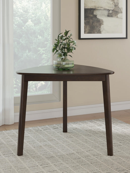 Mallenette Dining Room Set - Holmwood's Furniture & Design Center (Somersworth, NH)