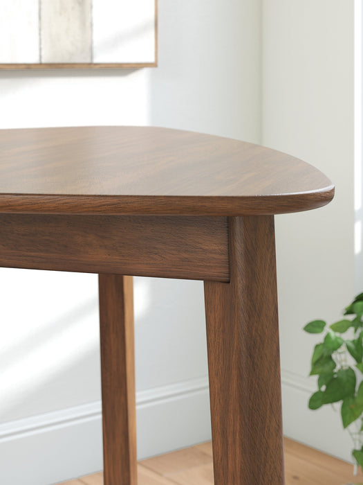 Tameride Dining Table - Holmwood's Furniture & Design Center (Somersworth, NH)