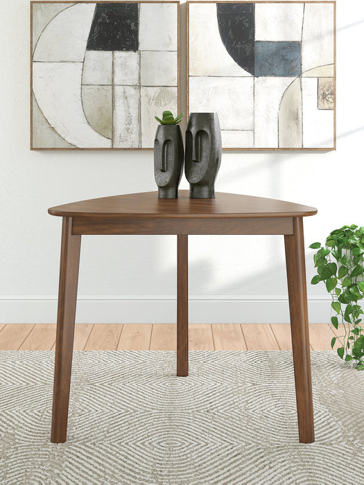 Tameride Dining Table - Holmwood's Furniture & Design Center (Somersworth, NH)