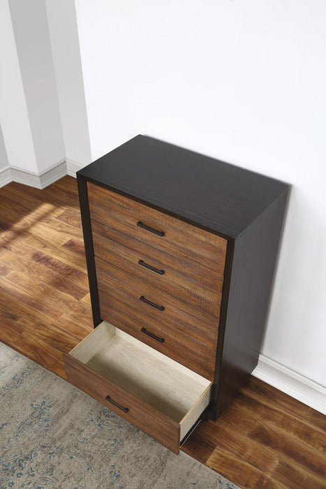 Flexsteel Wynwood Alpine Drawer Chest in Two-Tone - Holmwood's Furniture & Design Center (Somersworth, NH)