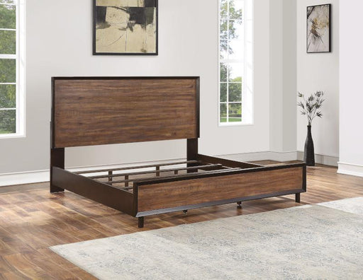 Flexsteel Wynwood Alpine Queen Panel Bed in Two-Tone - Holmwood's Furniture & Design Center (Somersworth, NH)