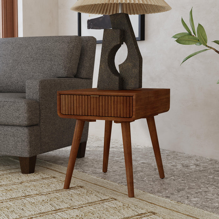 Ludwig W1085-01 End Table - Holmwood's Furniture & Design Center (Somersworth, NH)
