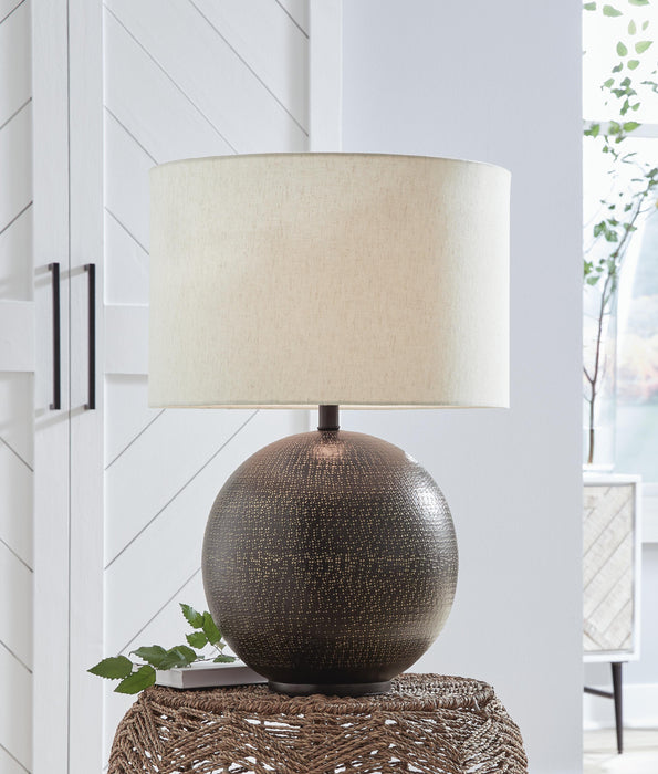 Hambell Lamp Set - Holmwood's Furniture & Design Center (Somersworth, NH)