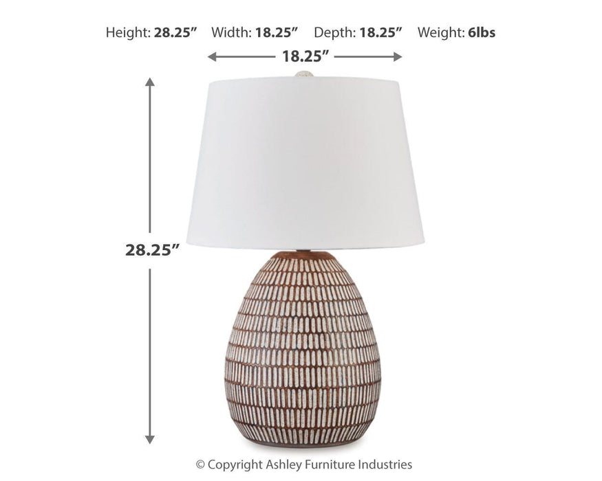 Darrich Lamp Set - Holmwood's Furniture & Design Center (Somersworth, NH)