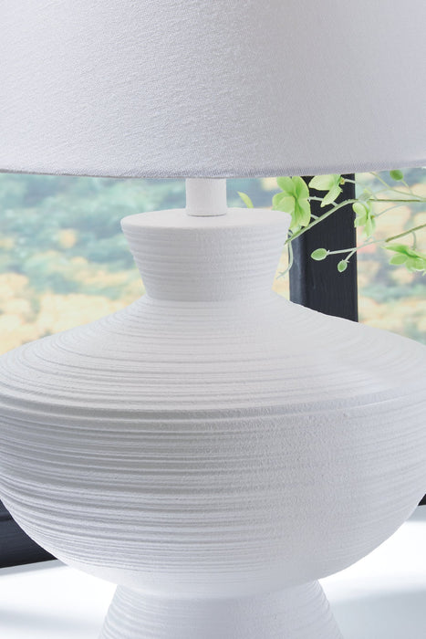 Harelwood Table Lamp - Holmwood's Furniture & Design Center (Somersworth, NH)