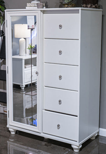 Kozlani Dressing Chest - Holmwood's Furniture & Design Center (Somersworth, NH)
