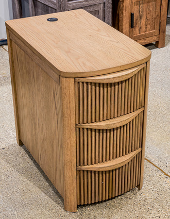 Camdill Chairside End Table - Holmwood's Furniture & Design Center (Somersworth, NH)