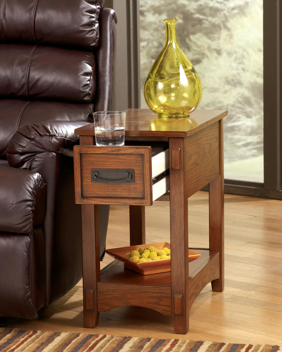 Breegin Chairside End Table - Holmwood's Furniture & Design Center (Somersworth, NH)