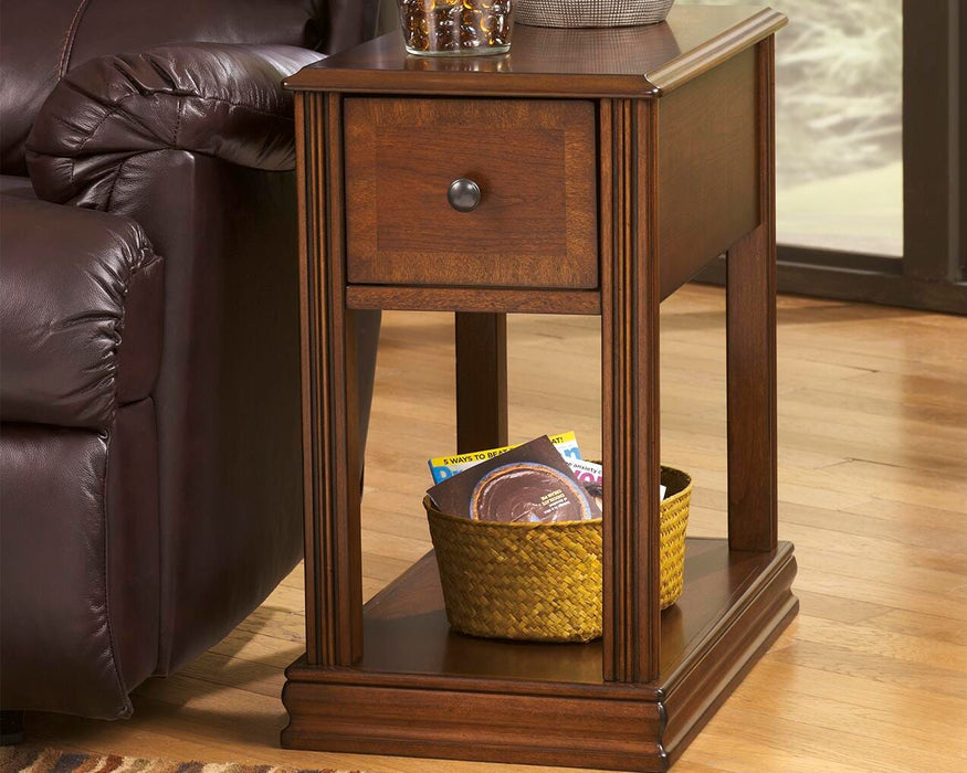 Breegin Chairside End Table - Holmwood's Furniture & Design Center (Somersworth, NH)