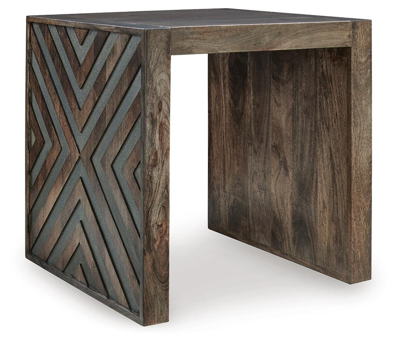 Dreggan End Table - Holmwood's Furniture & Design Center (Somersworth, NH)