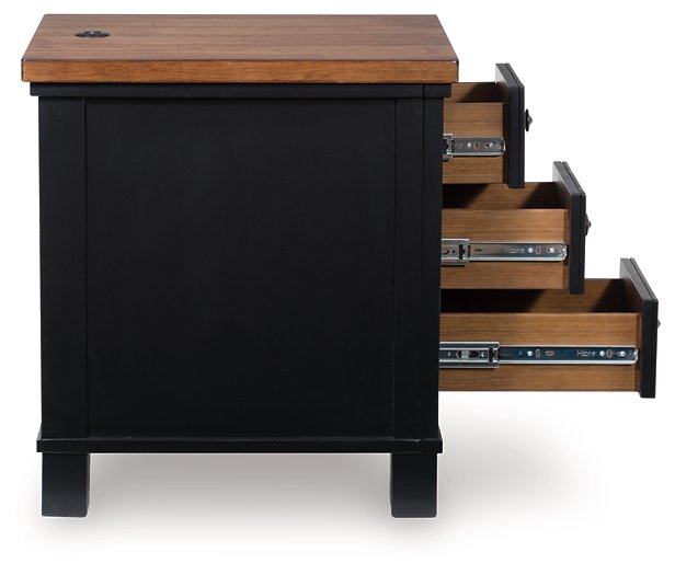 Wildenauer Chairside End Table - Holmwood's Furniture & Design Center (Somersworth, NH)